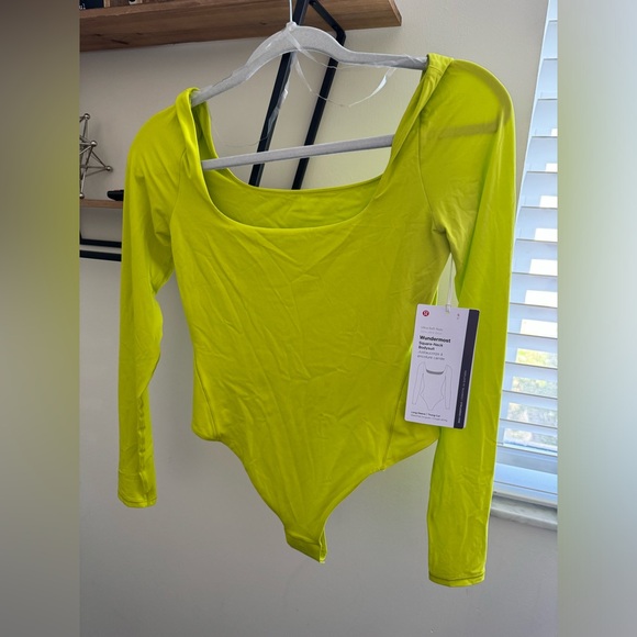 LULULEMON Ultra-Soft Nulu Square-Neck long sleeve Bodysuit - Picture 6 of 6